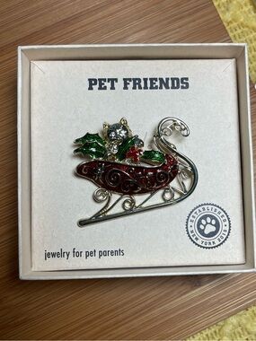 PET FRIENDS Red and Green Cat Sleigh Brooch